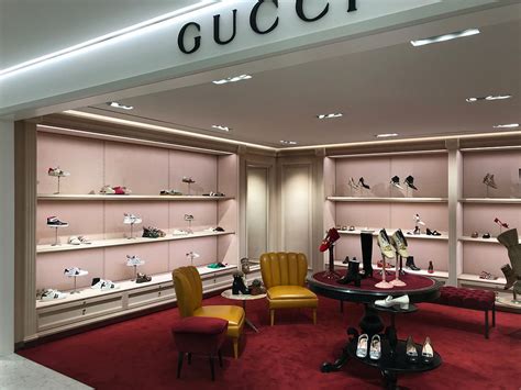 gucci bloor holt renfrew|holt renfrew ogilvy.